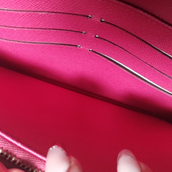 Louis Vuitton Multicolor Murakami Sara Wallet on chain - Picture 10 of 16